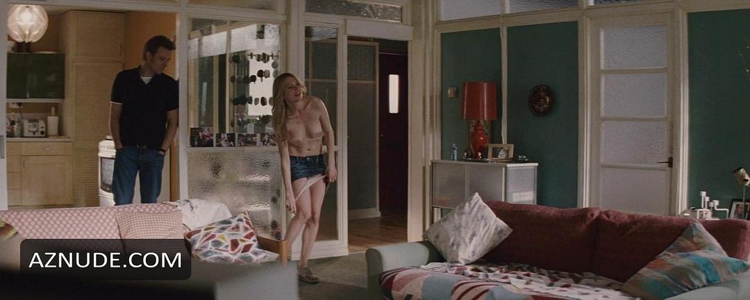 燃烧弹(2008)的剧照 燃烧弹(2008)的剧照