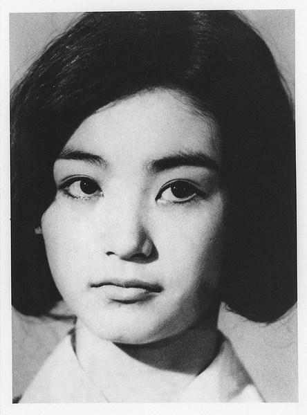 女朋友
(1974)的剧照 女朋友
(1974)的剧照