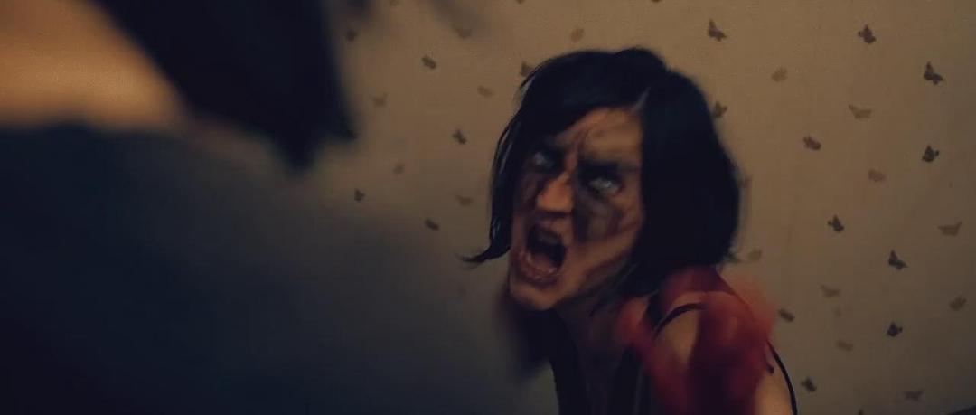 僵尸狂咬之夜(2012)的剧照 僵尸狂咬之夜(2012)的剧照