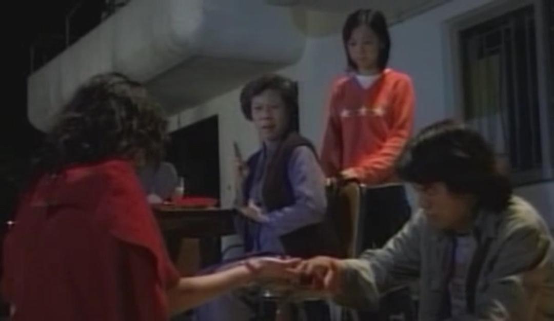 阴阳路8:棺材仔(2000)的剧照 阴阳路8:棺材仔(2000)的剧照