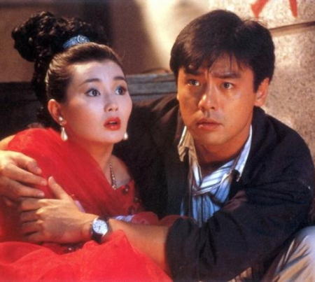 不脱袜的人(1989)的剧照 不脱袜的人(1989)的剧照