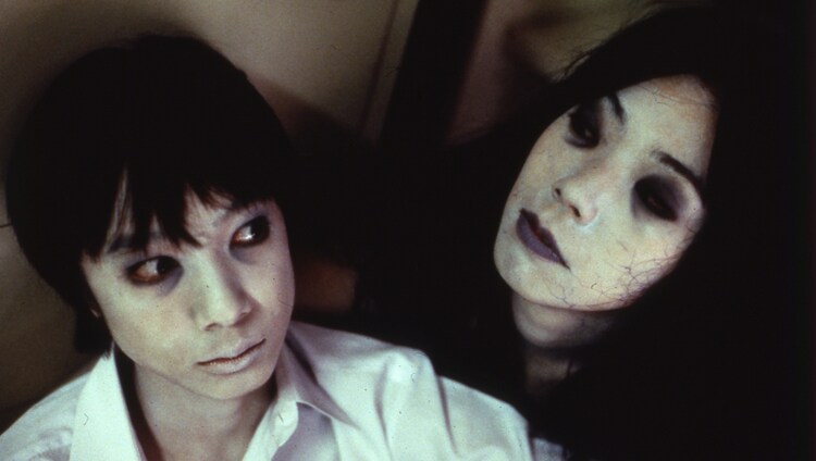 咒怨2(2000)的剧照 咒怨2(2000)的剧照