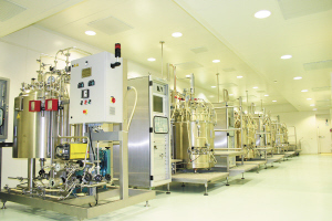 一流的厂房，先进的设备