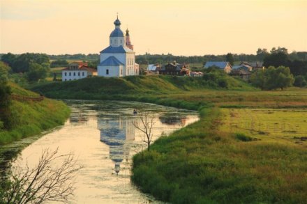 金环小镇苏兹达里