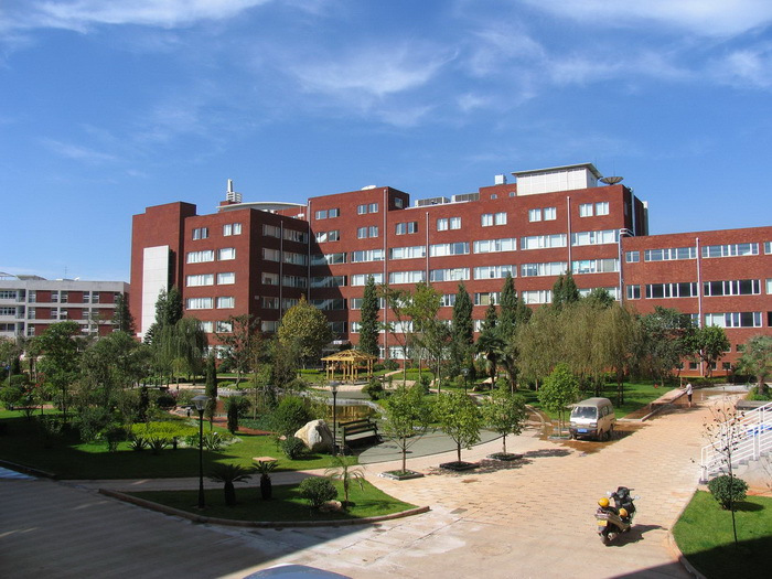 教场东路32号园区综合楼