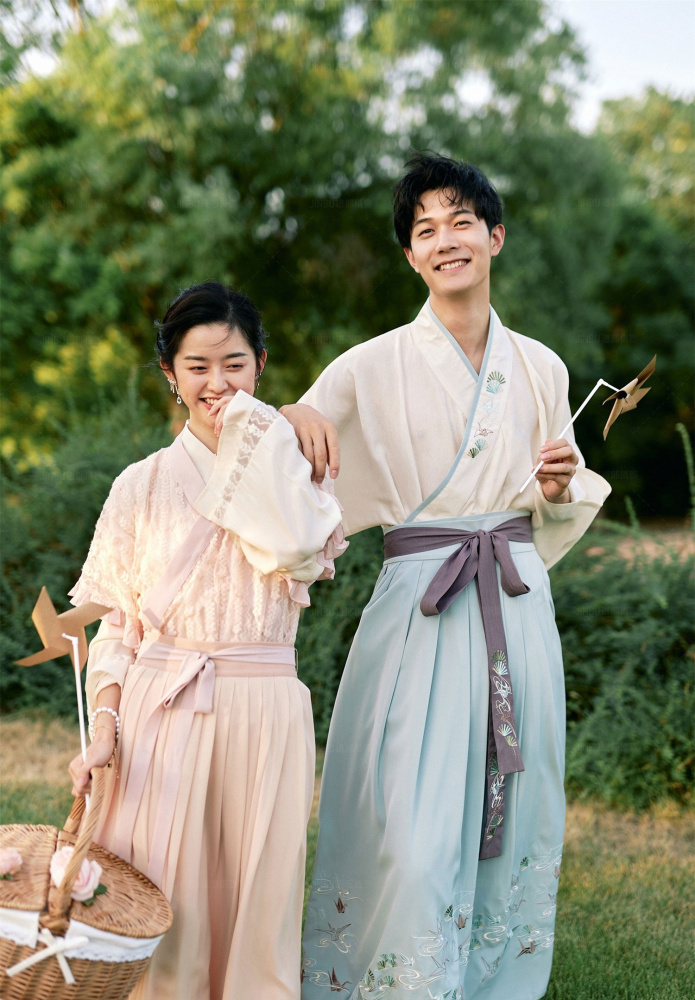 汉族服饰传统之上衣下裳制