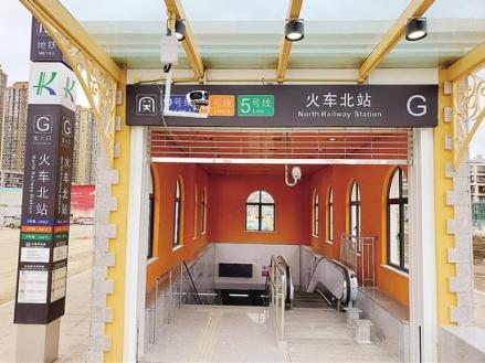 火车北站 