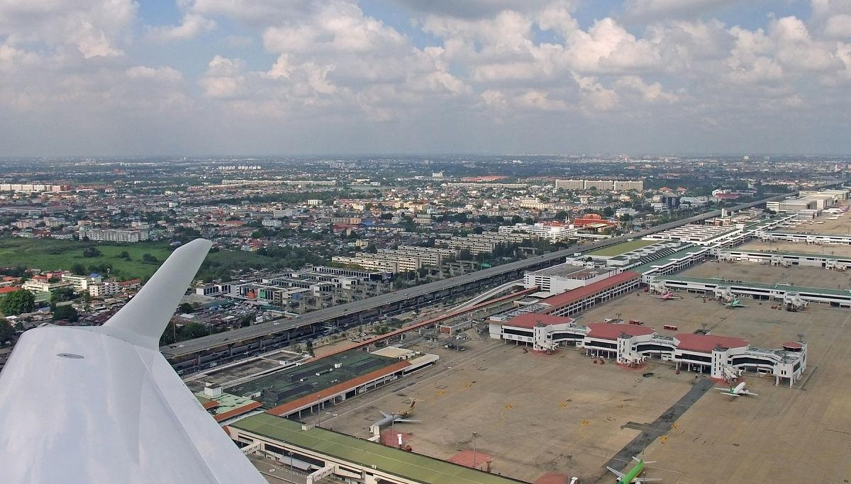 廊曼国际机场航站楼