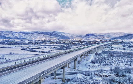 香格里拉—丽江高速公路碧古特大桥