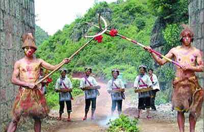 密枝节不允许女人参加