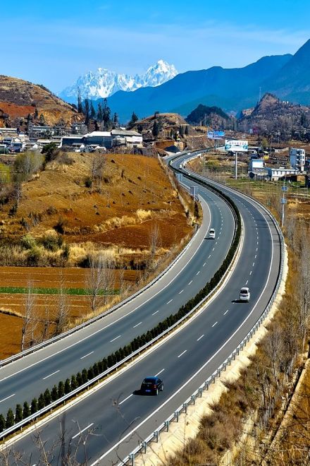 大理至丽江高速之景2