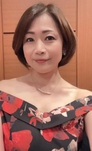 友田真希